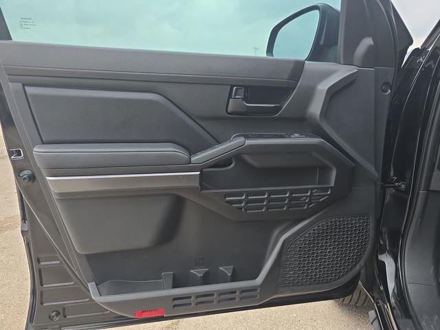 Used 2025 Toyota Tacoma SR5 image 26