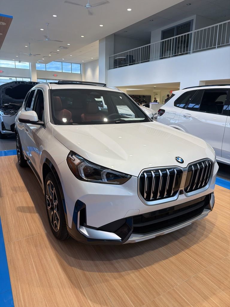 New 2026 BMW X1 xDrive28i w/ Technology Package image 1