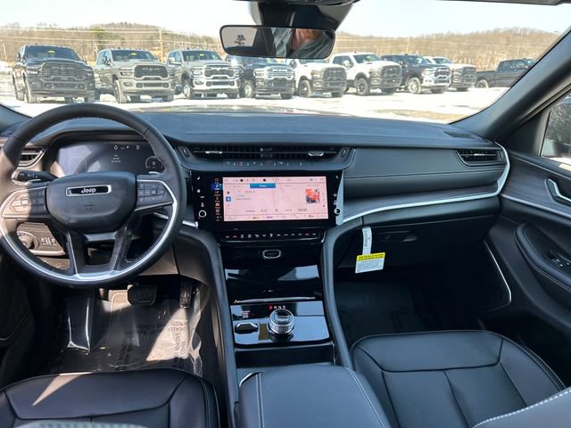 New 2026 Jeep Grand Cherokee Limited w/ Limited Altitude Package image 9