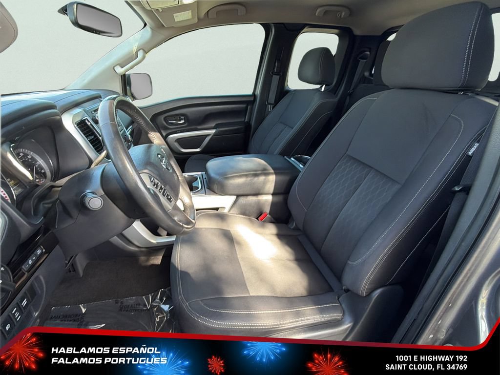 Used 2017 Nissan Titan SV RWD image 13
