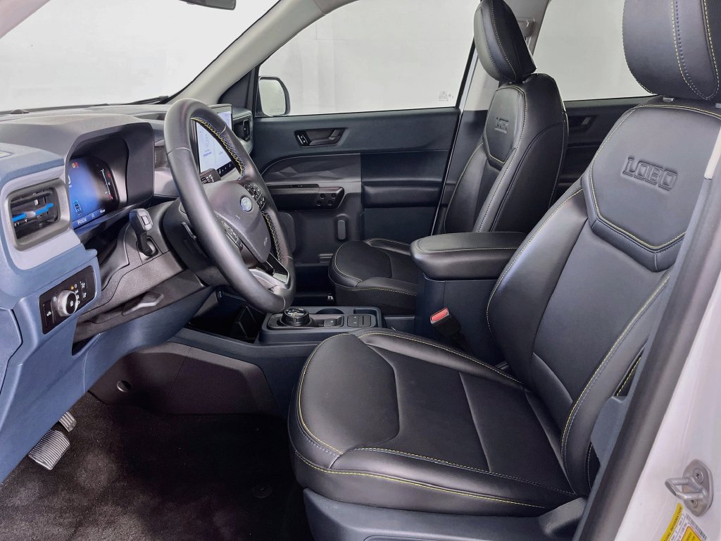 Used 2025 Ford Maverick Lobo AWD/4WD image 28