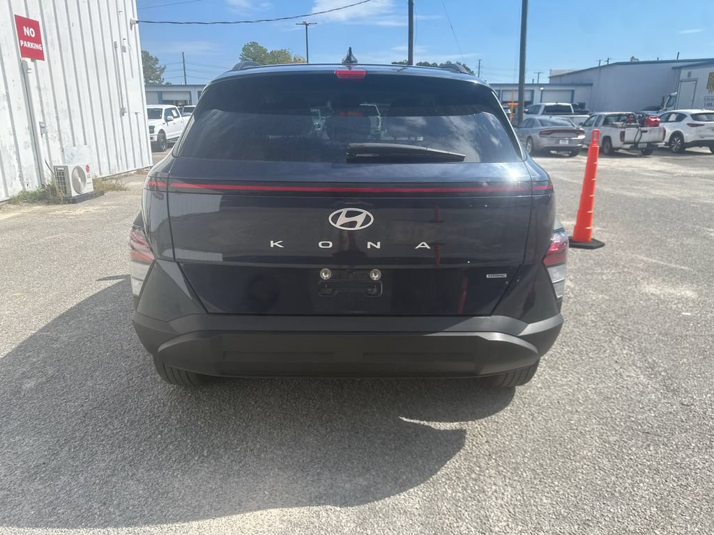 Used 2025 Hyundai Kona SEL AWD/4WD image 7