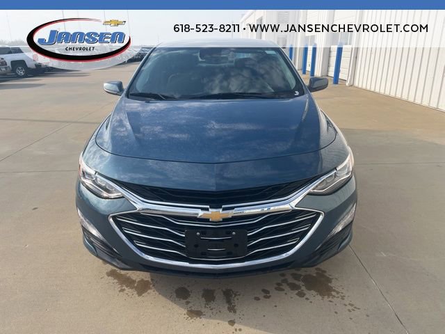 Used 2024 Chevrolet Malibu LT FWD image 2