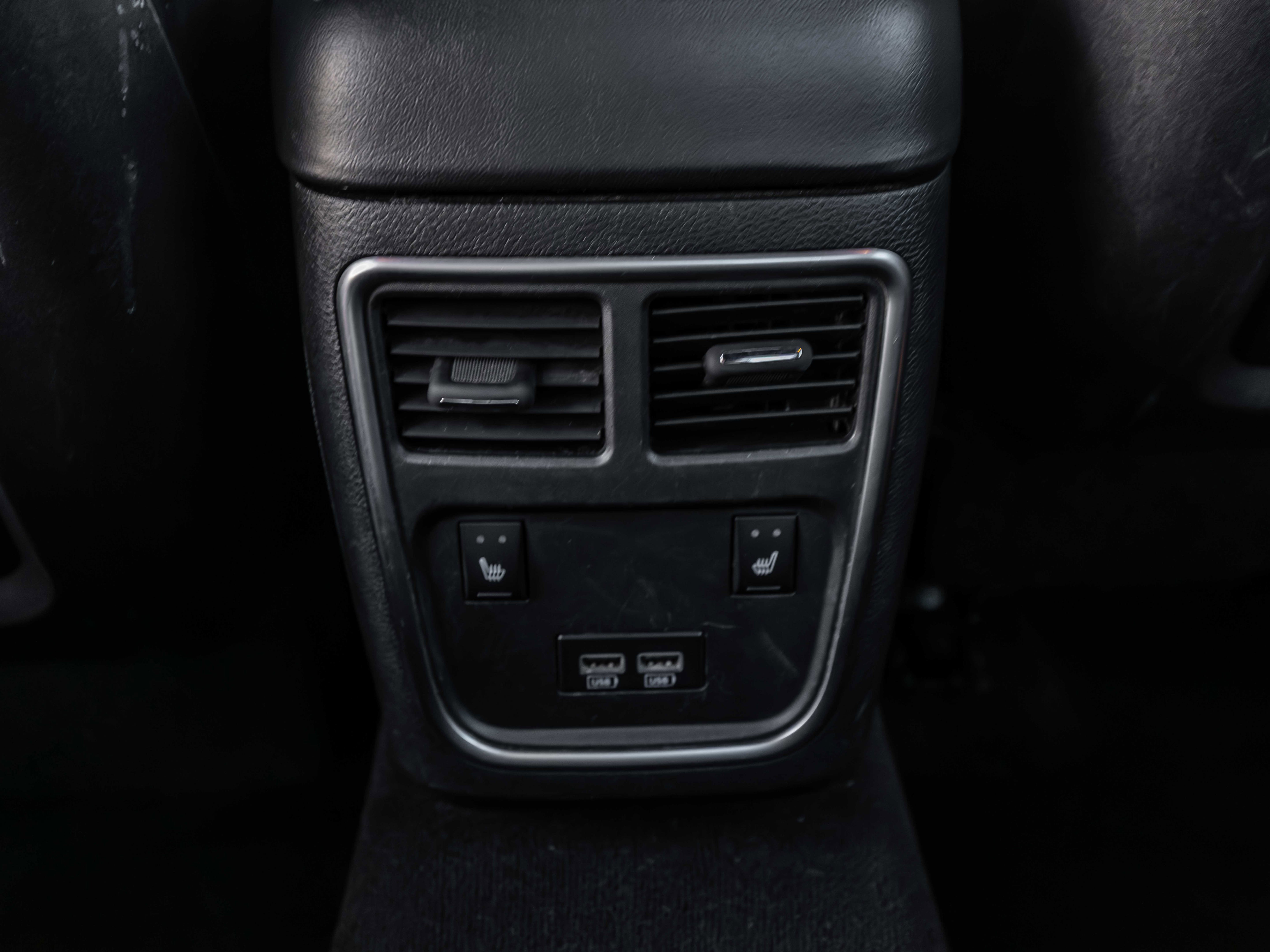 Used 2019 Dodge Charger SXT w/ Leather Interior Group image 64