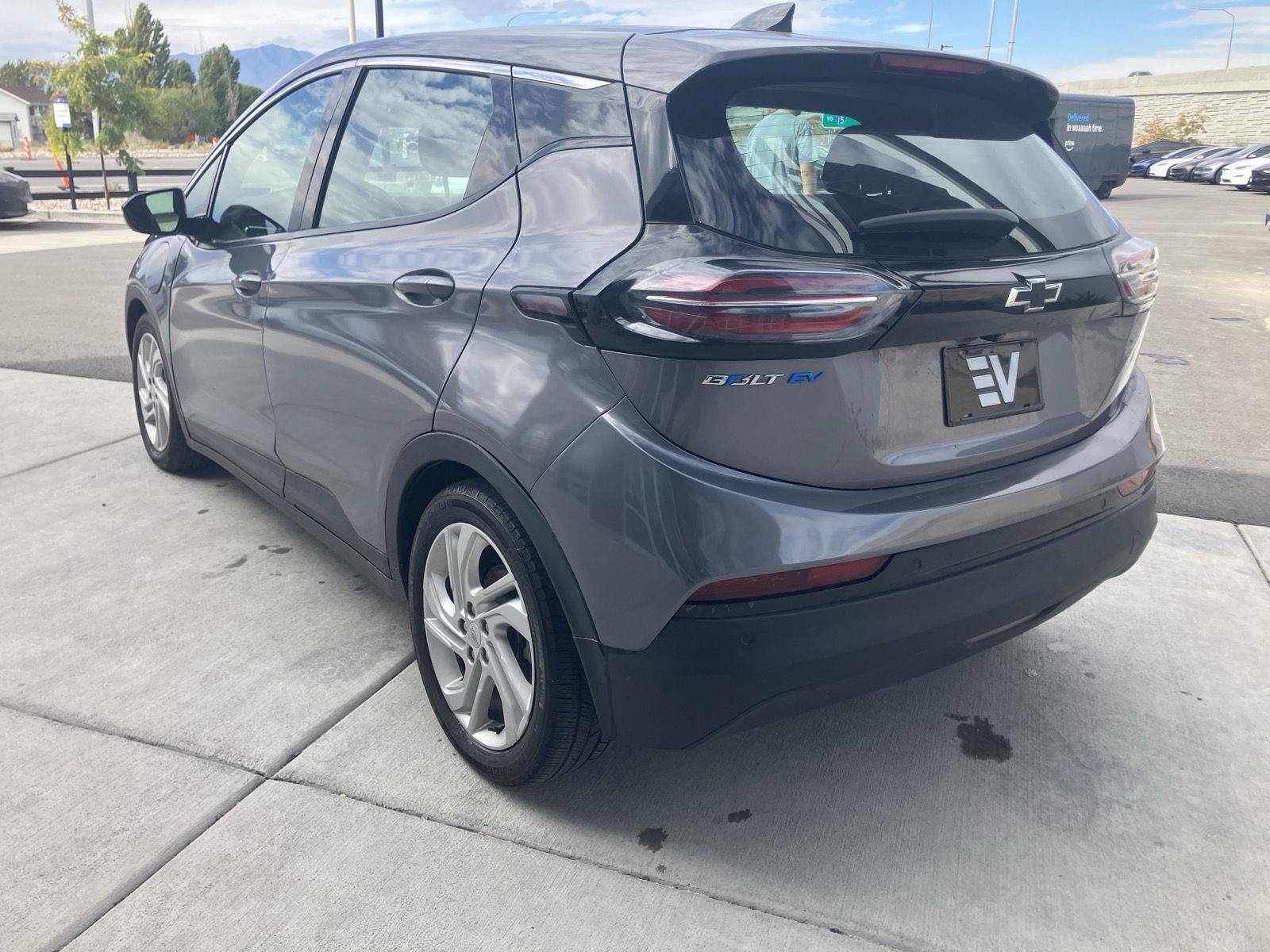 Used 2023 Chevrolet Bolt LT w/ Driver Confidence Package FWD image 6