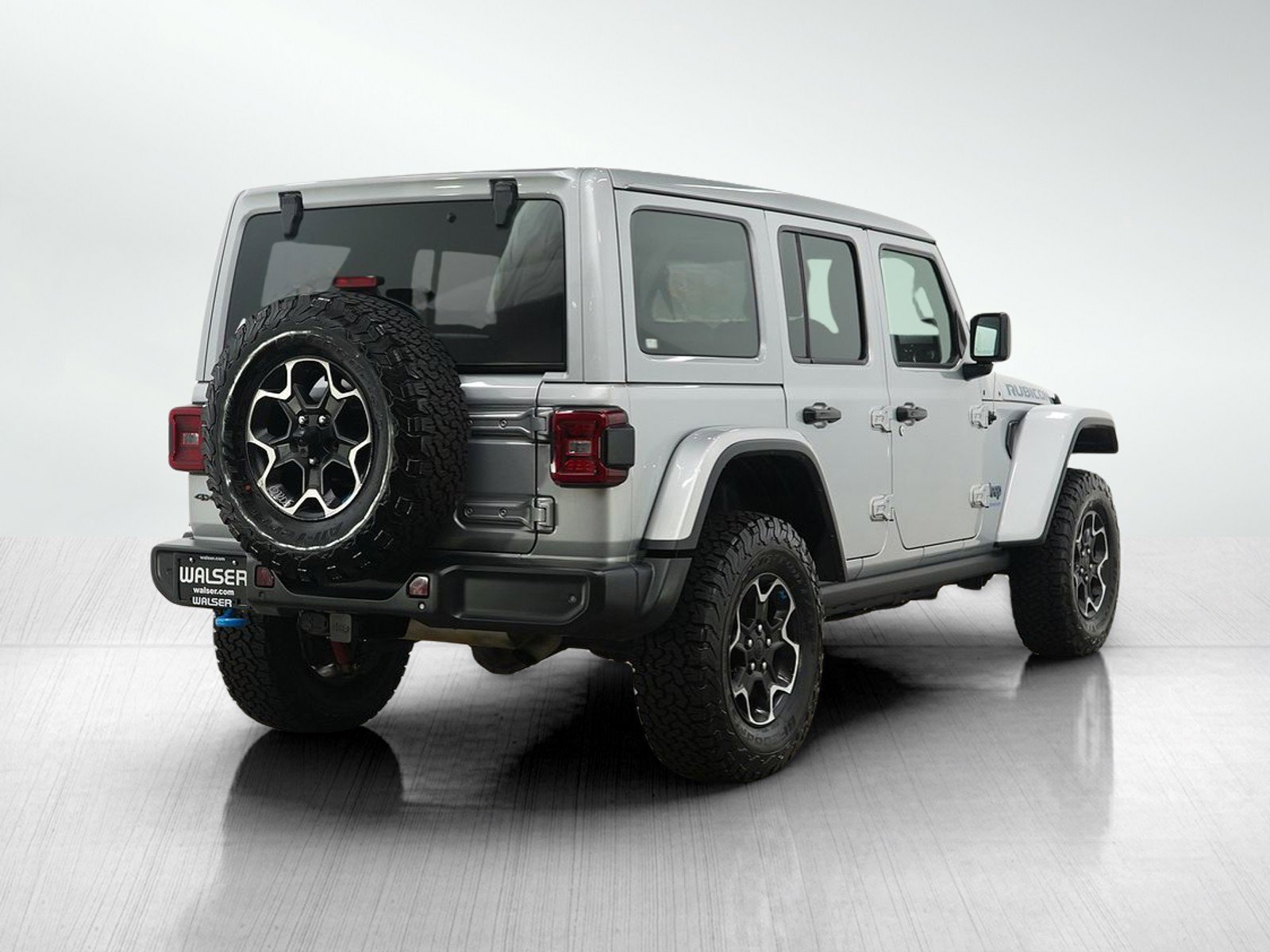 Used 2023 Jeep Wrangler Unlimited Rubicon 4xe w/ Safety Group image 5