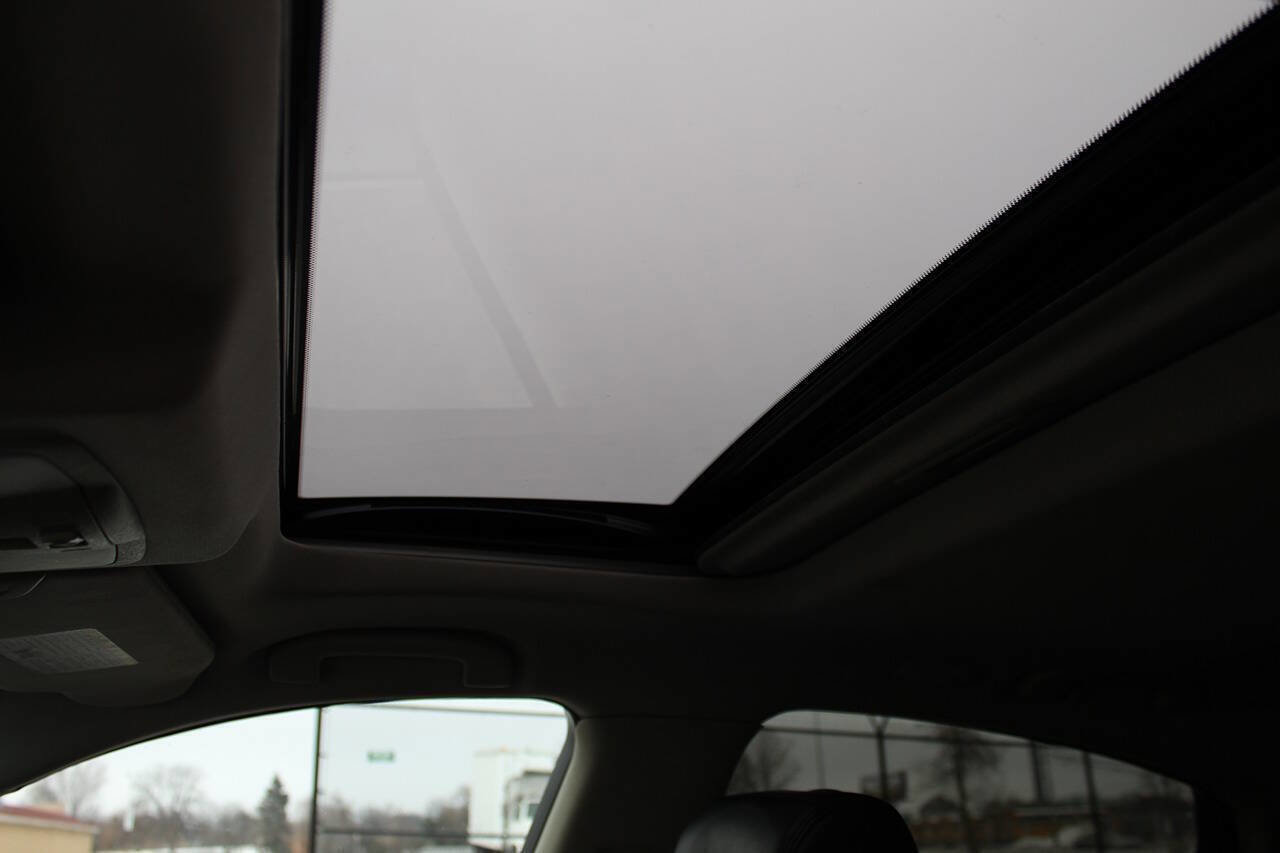 Used 2010 INFINITI FX35 AWD w/ Navigation Pkg image 23