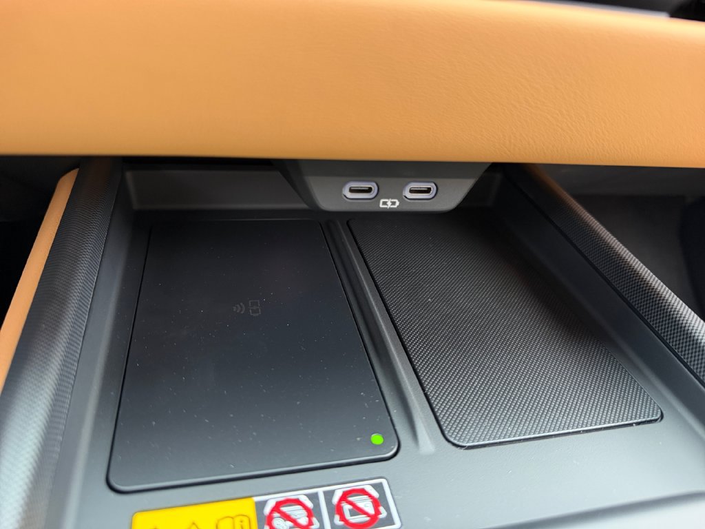 New 2026 Lexus ES 350h AWD image 22