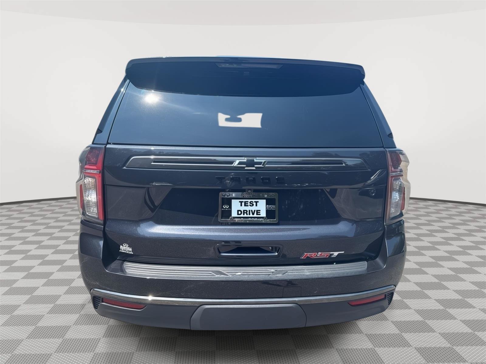 Used 2022 Chevrolet Tahoe RST w/ Luxury Package AWD/4WD image 7