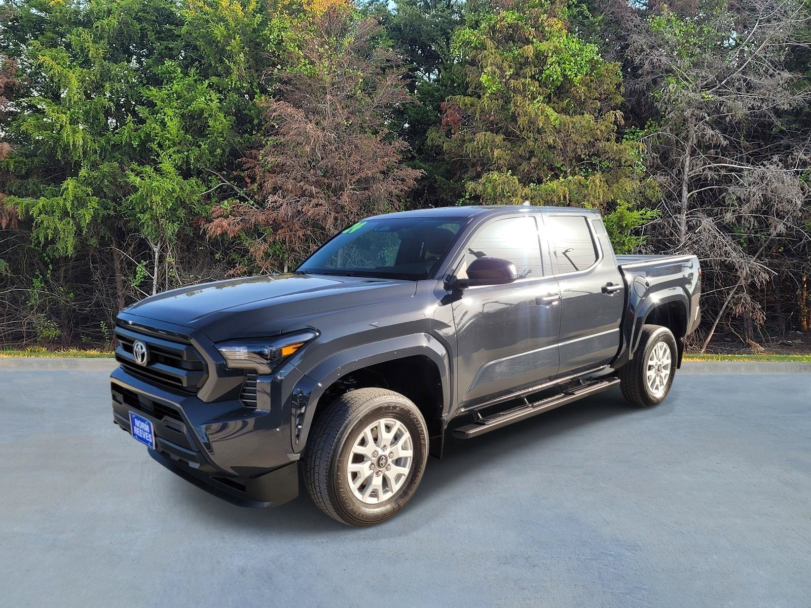 Used 2024 Toyota Tacoma SR RWD image 1