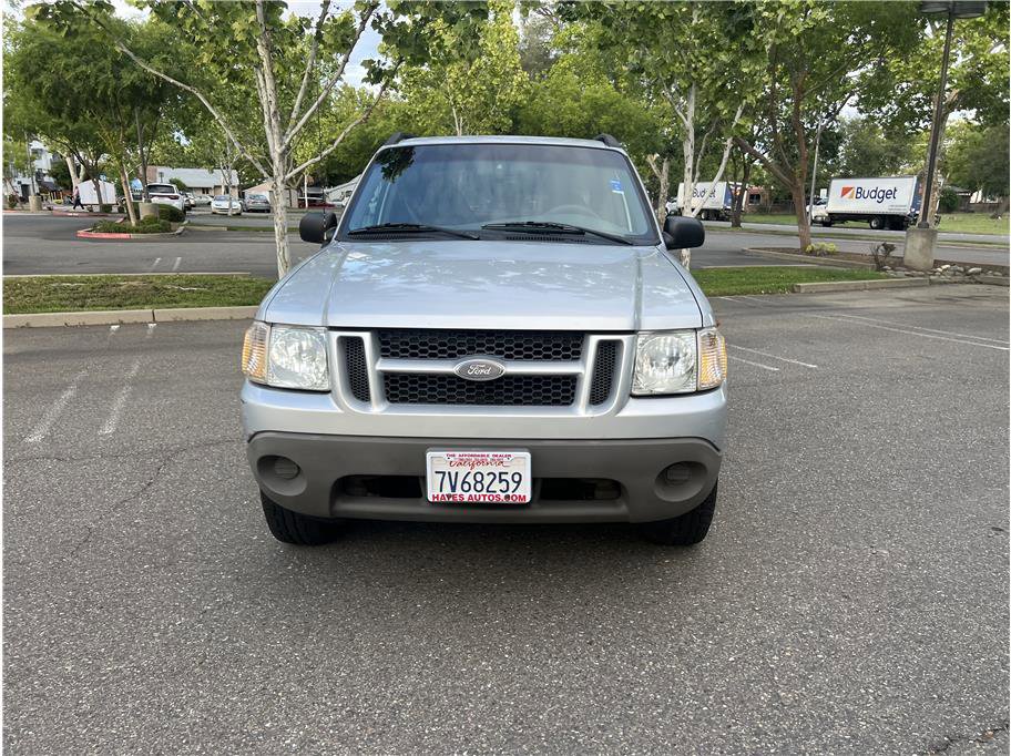 Used 2001 Ford Explorer Sport Trac 2WD image 2