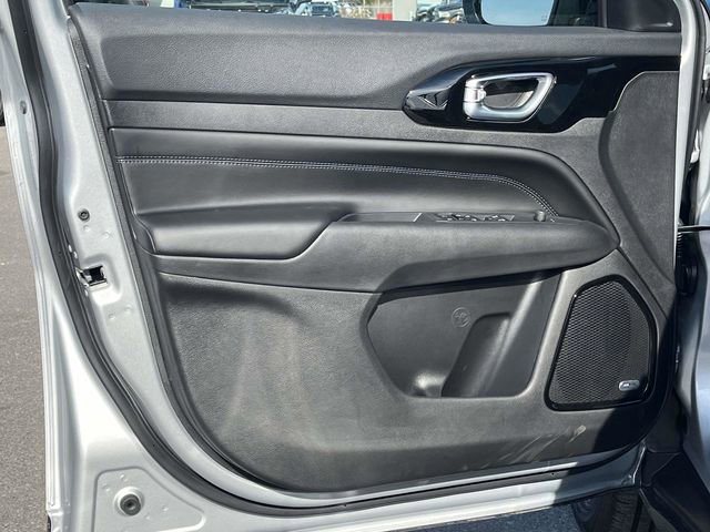 New 2026 Jeep Compass Latitude w/ Sun and Sound Group image 12