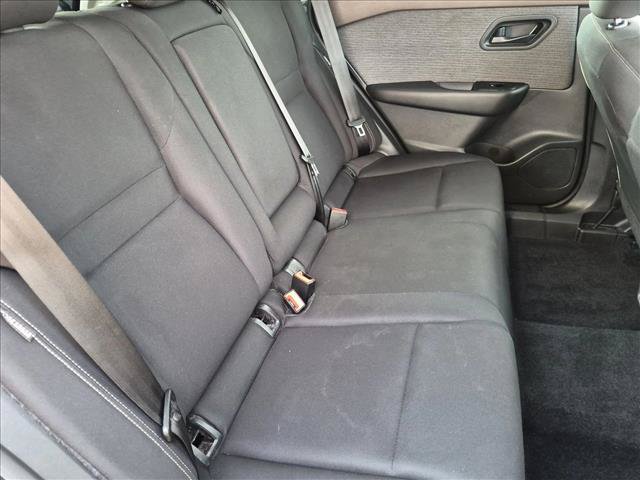 Used 2023 Nissan Rogue S FWD image 19