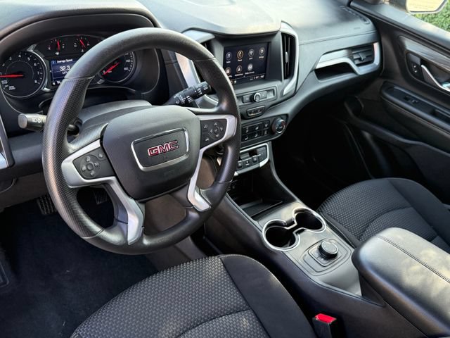 Used 2024 GMC Terrain SLE AWD/4WD image 10