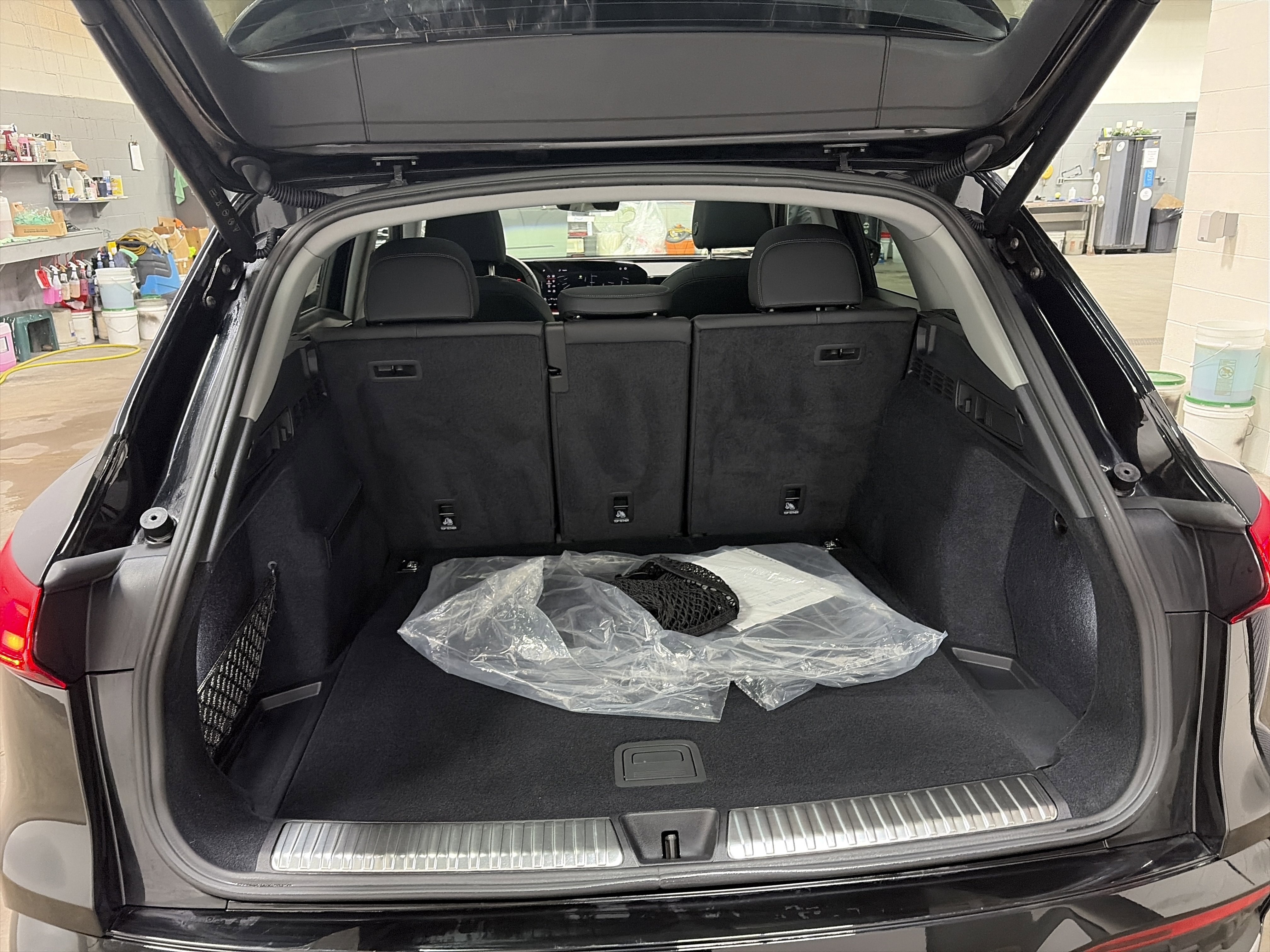 Certified 2025 Audi Q5 Premium w/ Convenience Package image 30