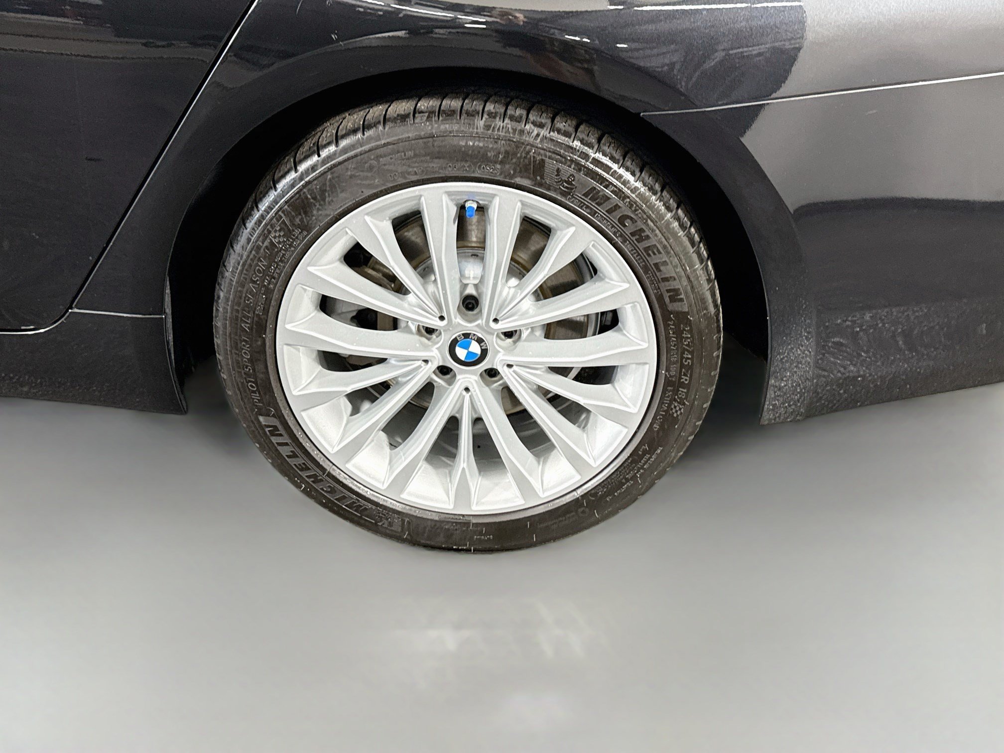 Used 2023 BMW 530i xDrive w/ Premium Package AWD/4WD image 37