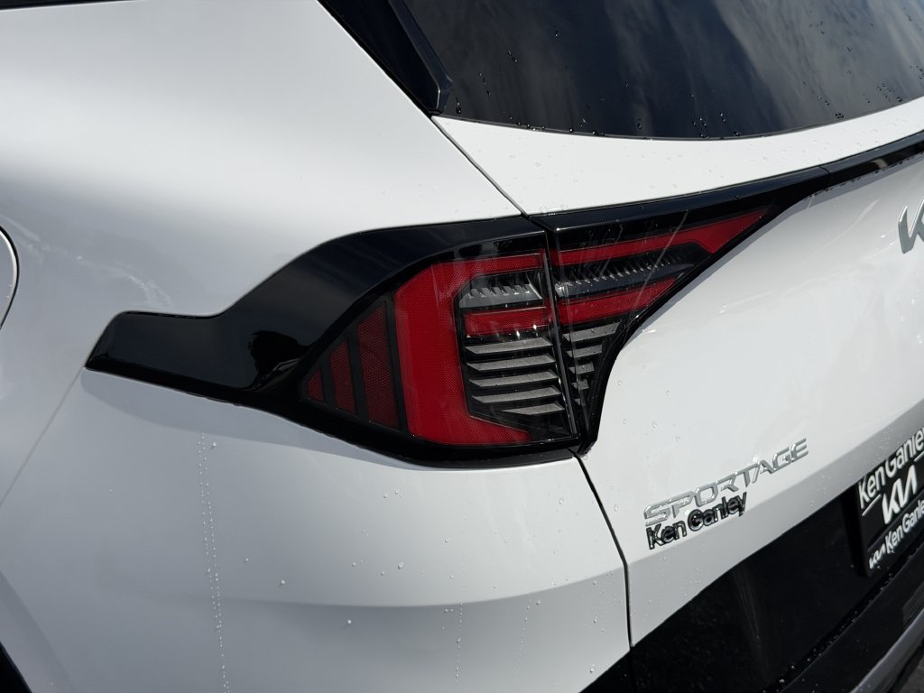 New 2027 Kia Sportage SX FWD image 11