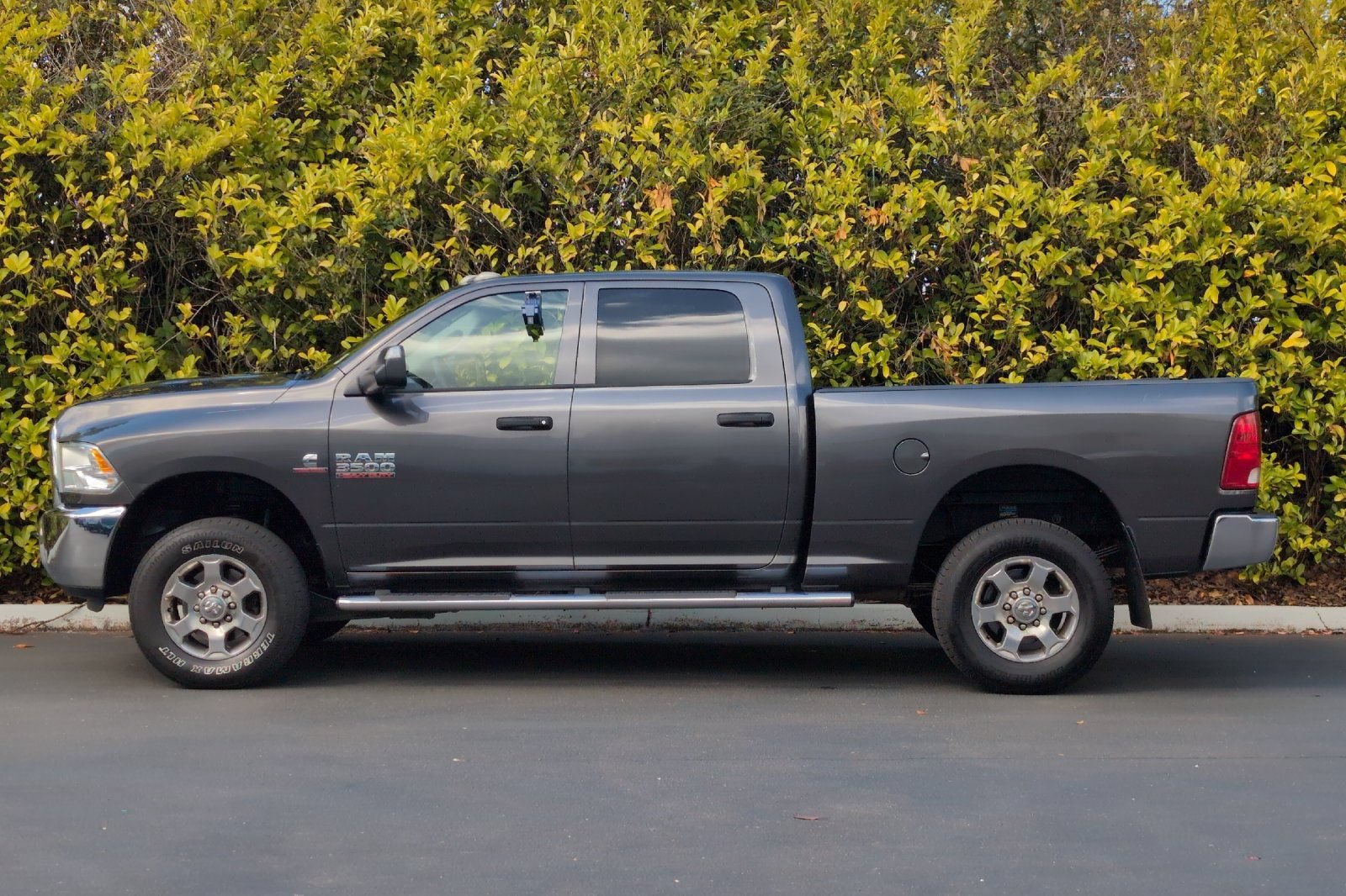 Used 2016 RAM 3500 Tradesman w/ Chrome Appearance Group AWD/4WD image 7