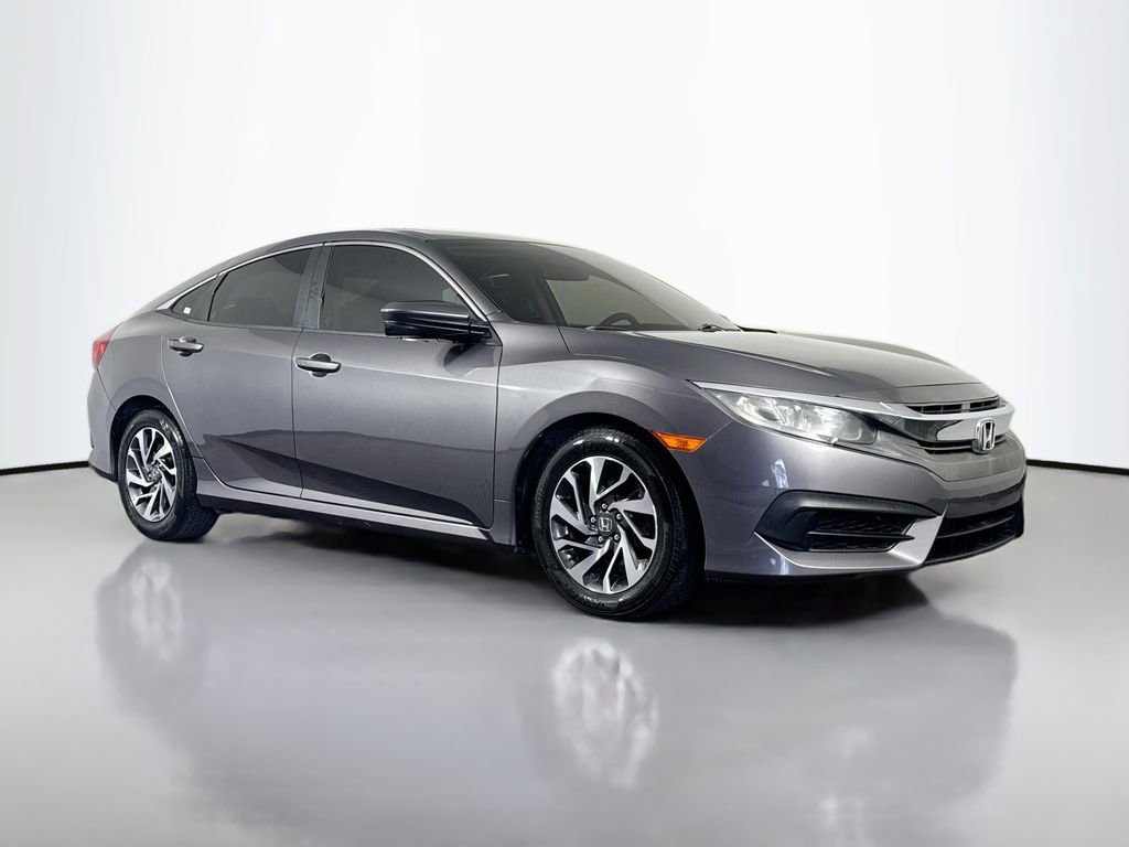 Used 2018 Honda Civic EX image 3