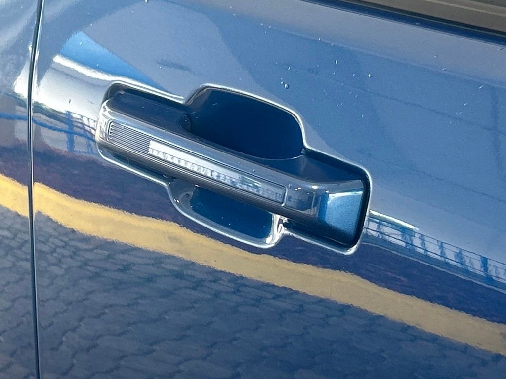 Certified 2023 Ford Maverick Lariat w/ Lariat Luxury Package image 22