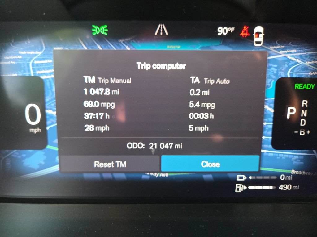 Used 2024 Volvo XC60 T8 Plus w/ Protection Package Premier AWD/4WD image 5