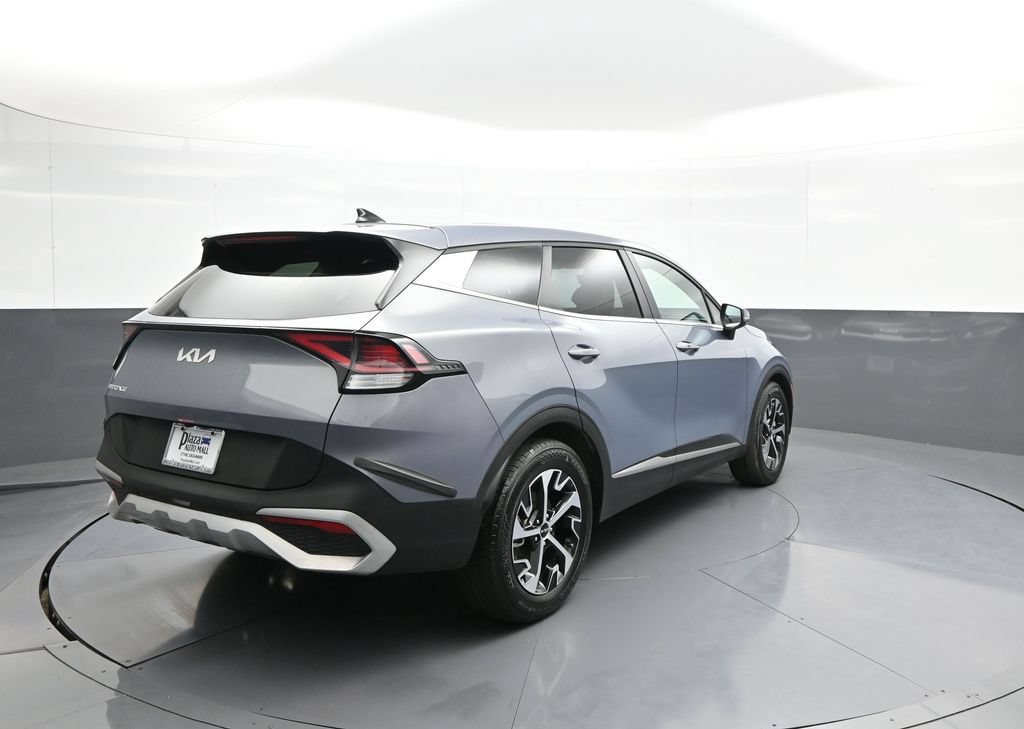 Certified 2024 Kia Sportage EX FWD image 6