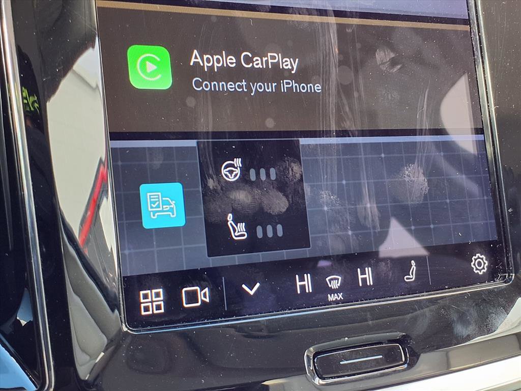 Used 2024 Volvo S60 B5 Plus image 31