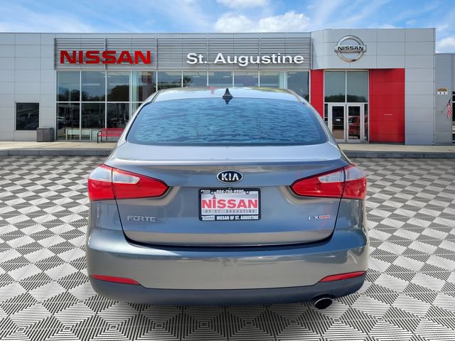 Used 2016 Kia Forte EX FWD image 3