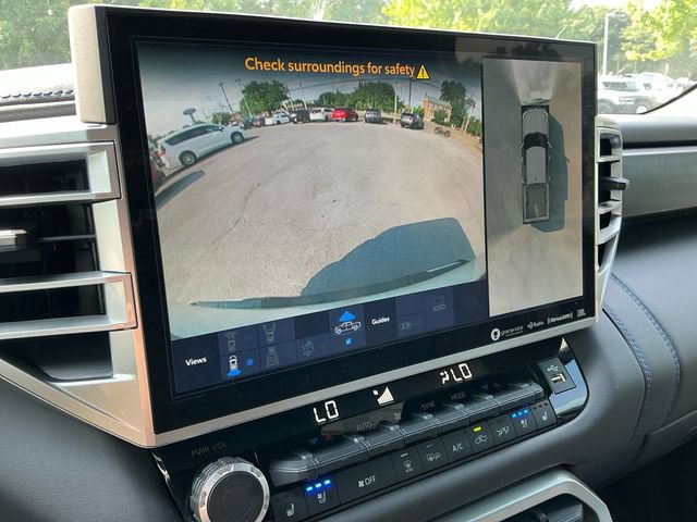 Used 2024 Toyota Tundra Platinum AWD/4WD image 23