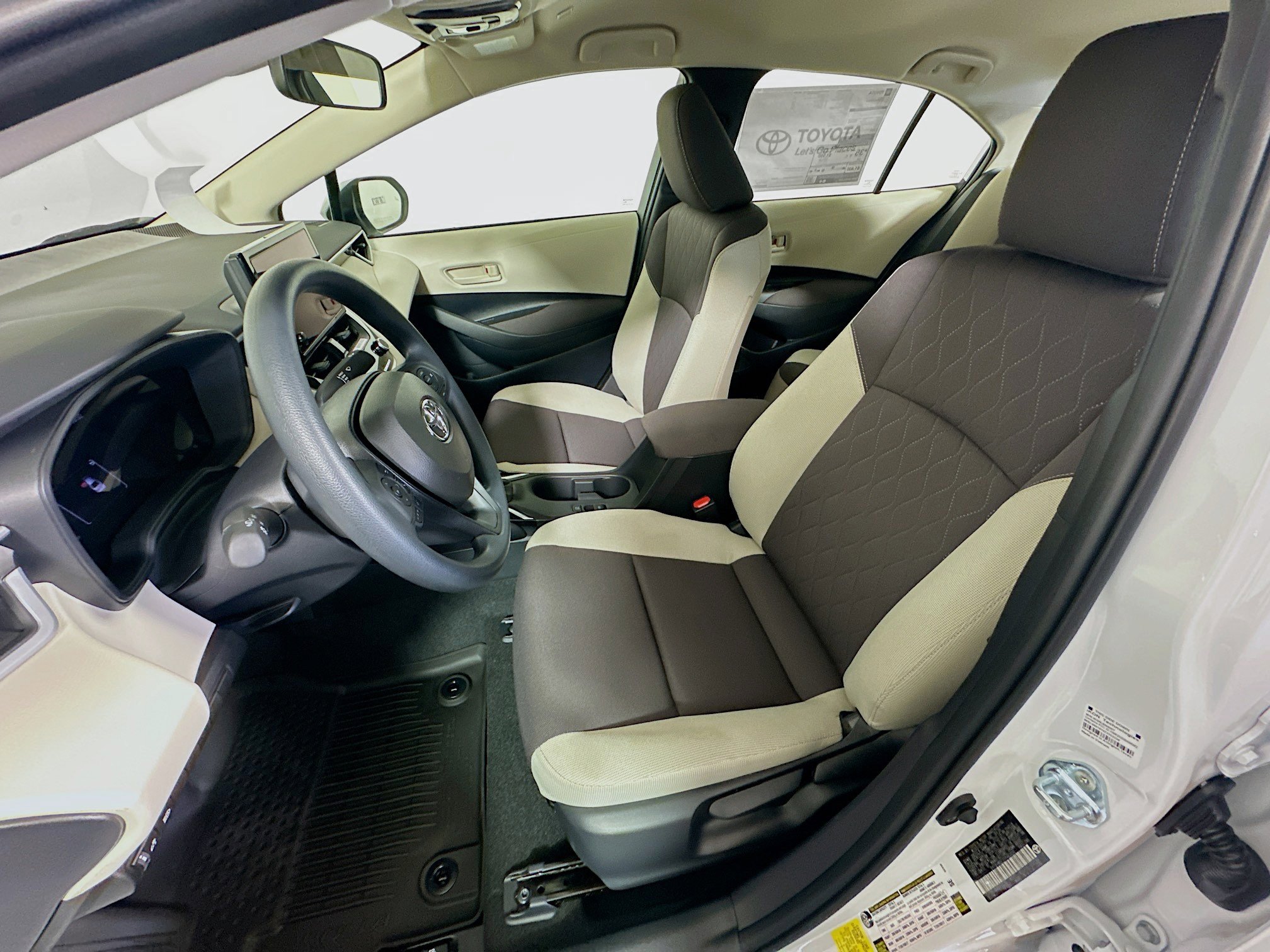New 2026 Toyota Corolla LE FWD image 9