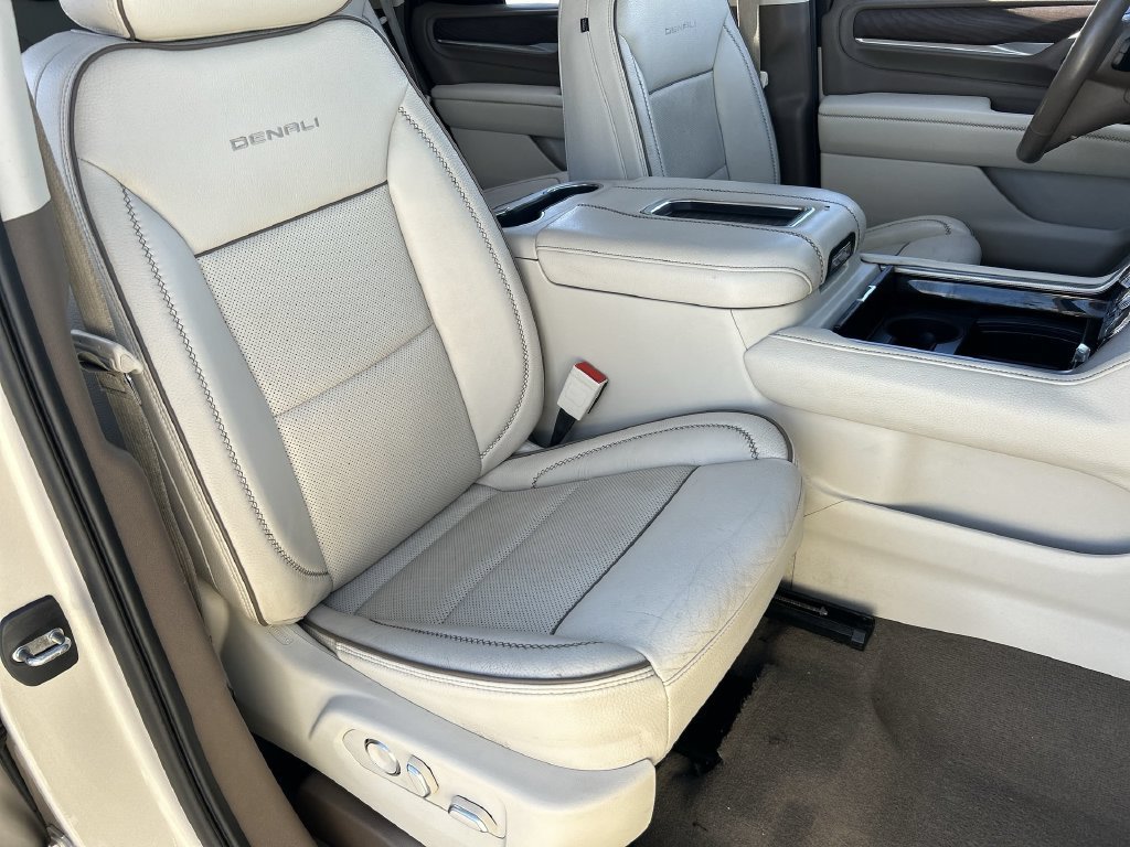 Used 2021 GMC Yukon Denali AWD/4WD image 28