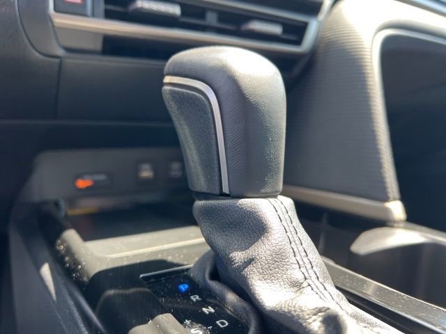 Used 2025 Toyota Camry SE FWD image 22