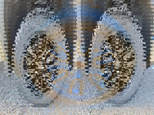 Used 2021 GMC Sierra 1500 Elevation image 18