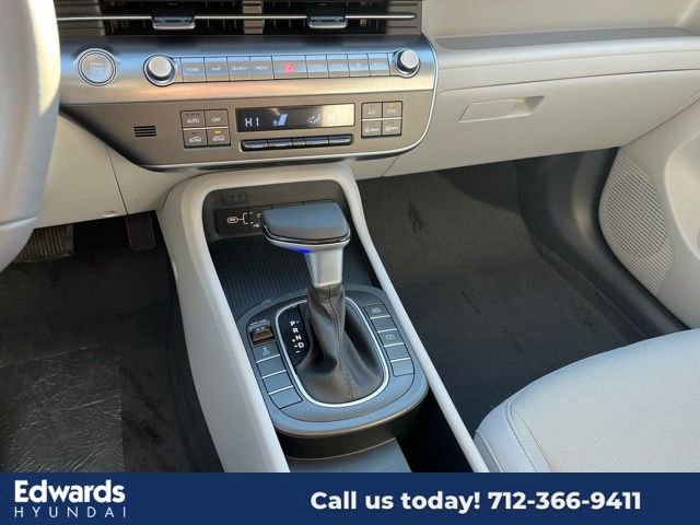 New 2025 Hyundai Kona SEL image 27