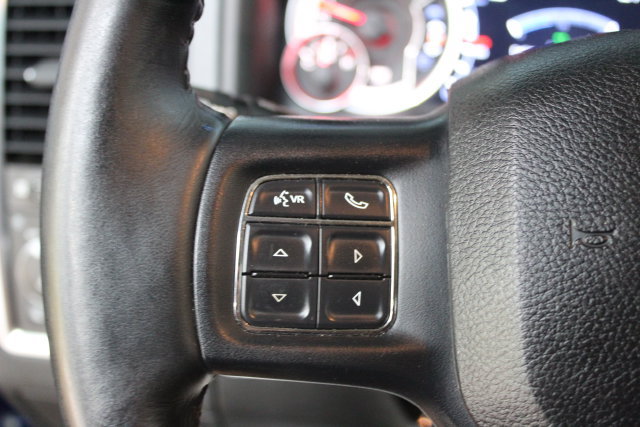 Used 2017 RAM 1500 SLT AWD/4WD image 16