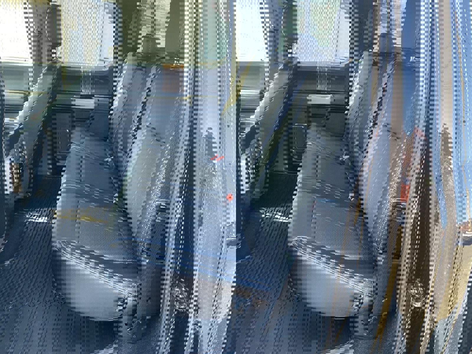 Used 2020 Ford F150 Lariat w/ Equipment Group 502A Luxury AWD/4WD image 22