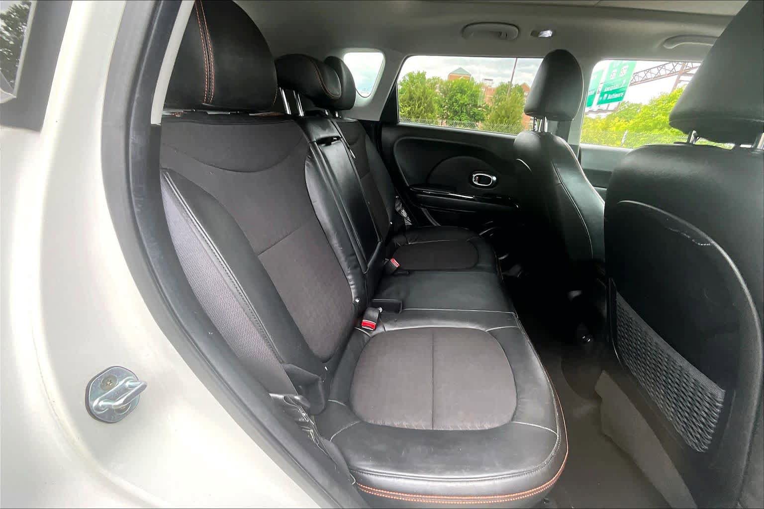 Used 2018 Kia Soul ! w/ Tech Package FWD image 21