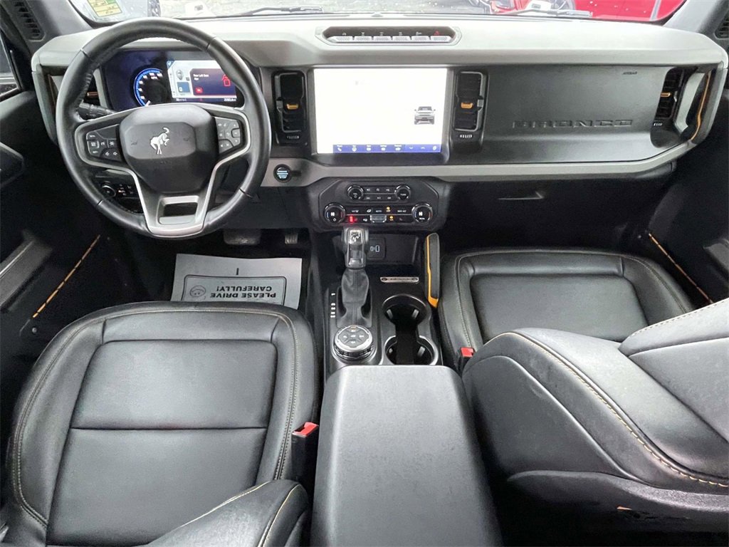 Used 2023 Ford Bronco Badlands image 11