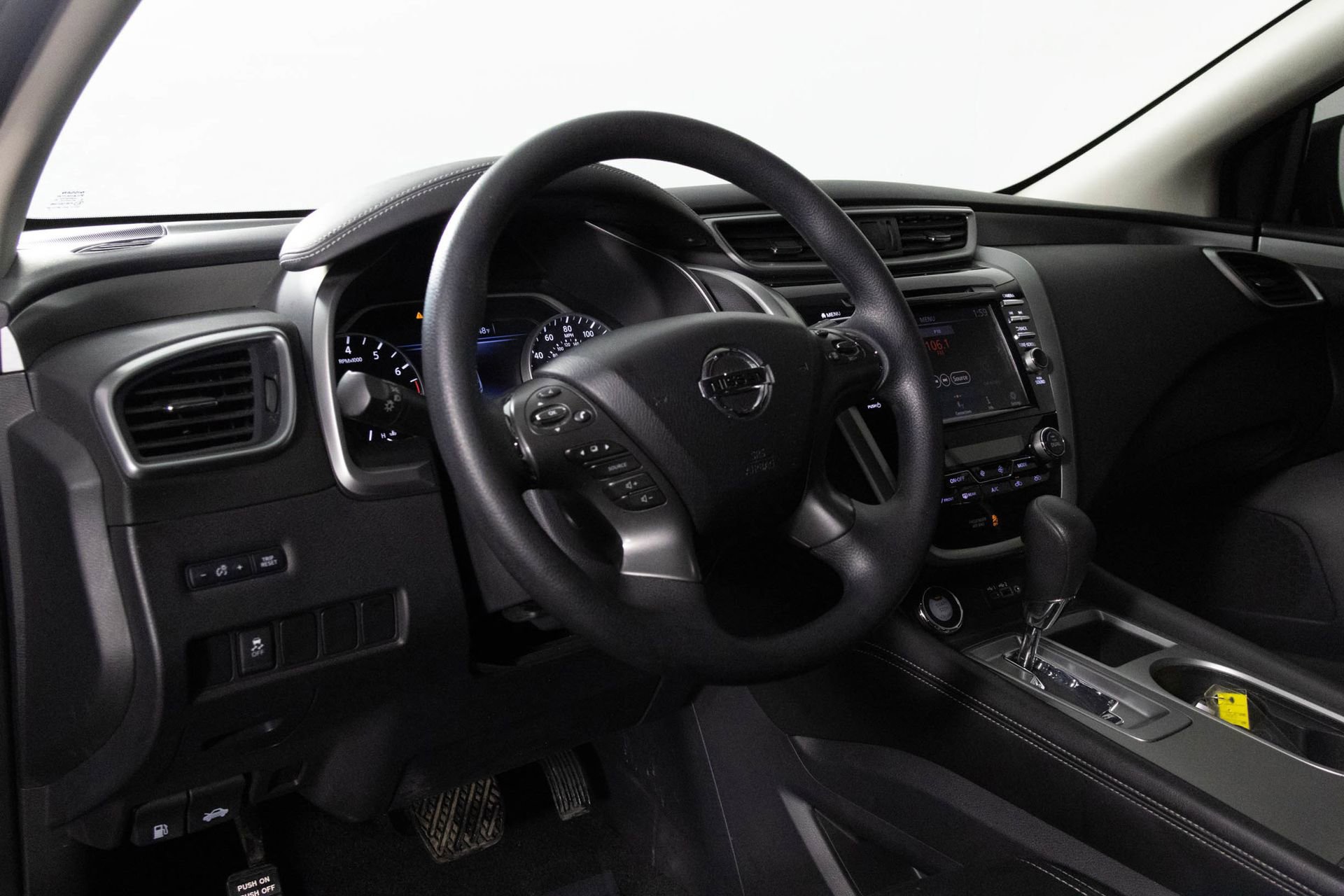 Used 2019 Nissan Murano S image 5