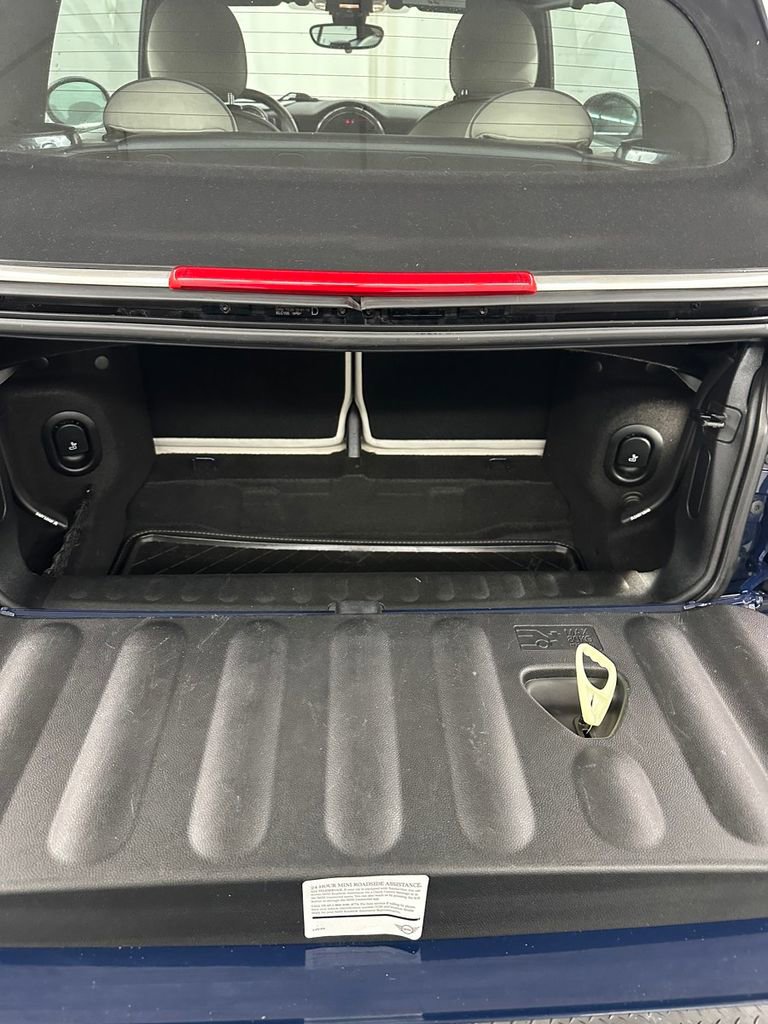 Used 2019 MINI Cooper S image 25