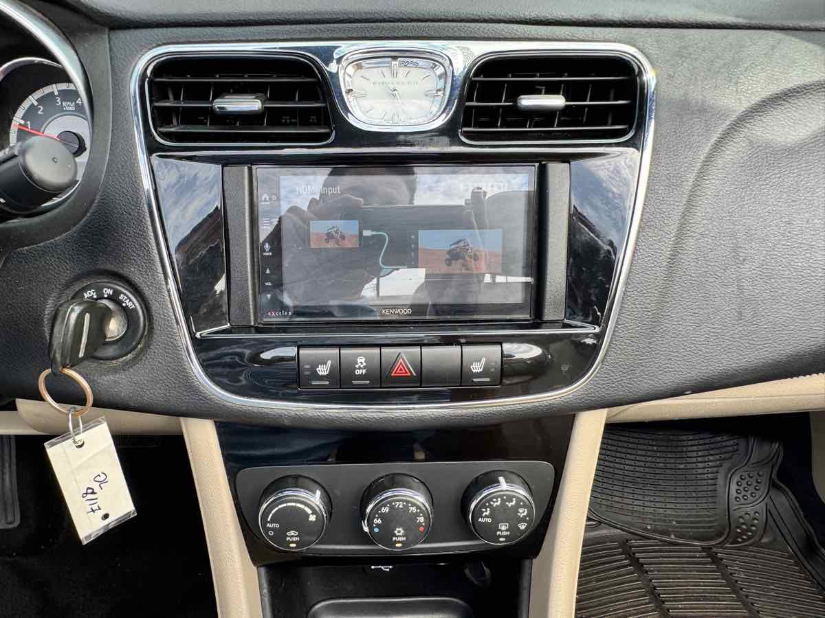 Used 2013 Chrysler 200 Limited FWD image 43