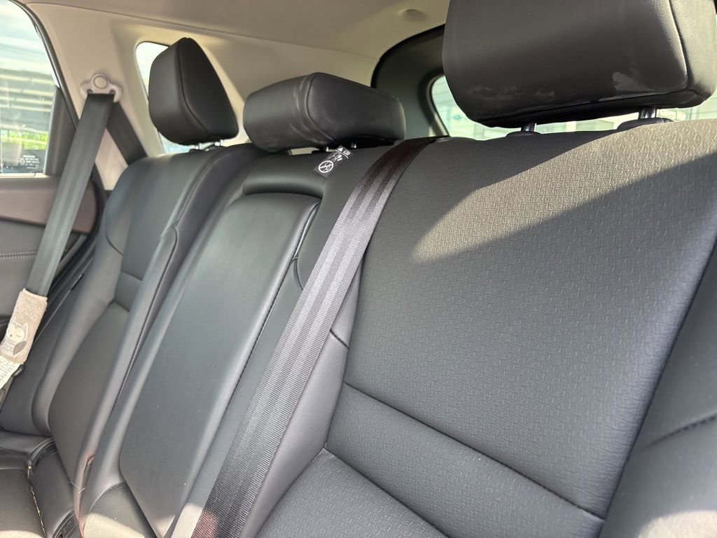 Used 2022 Nissan Rogue SV w/ SV Premium Package AWD/4WD image 4