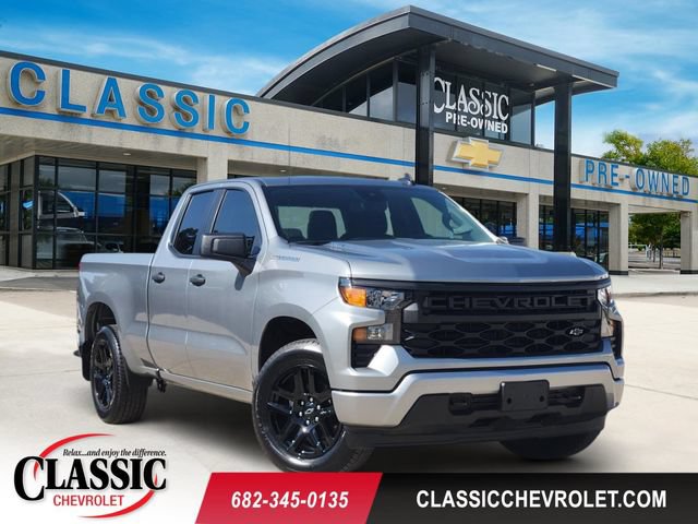 Used 2025 Chevrolet Silverado 1500 Custom