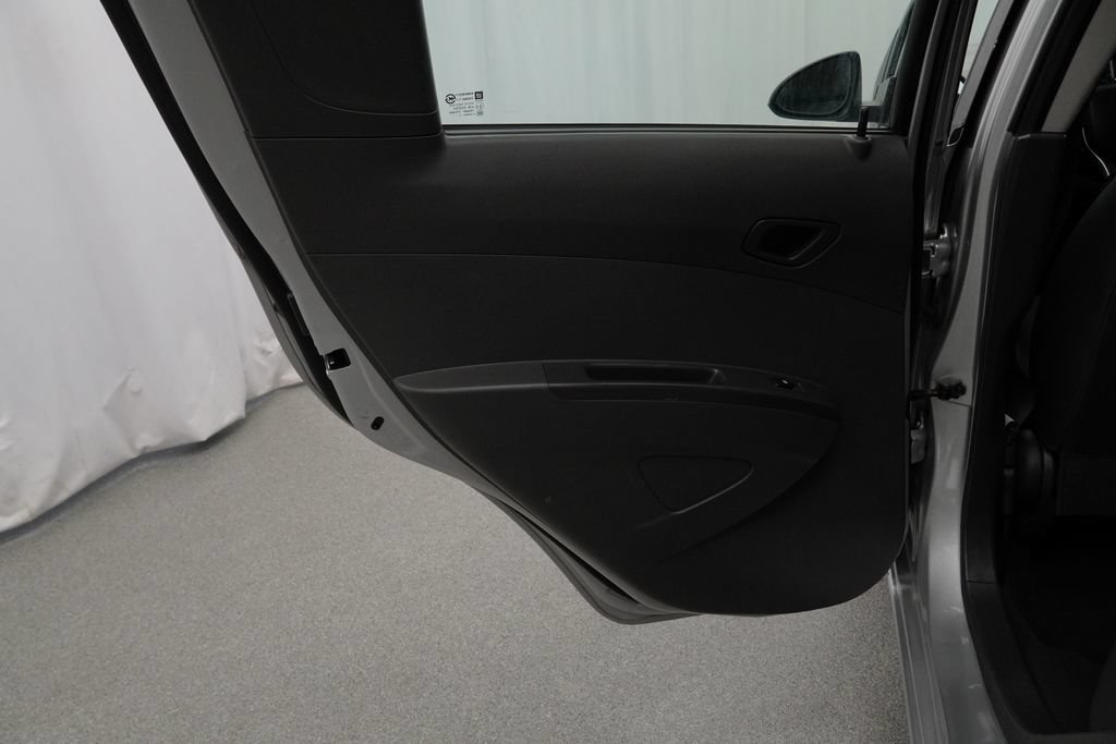 Used 2015 Chevrolet Spark LT FWD image 40