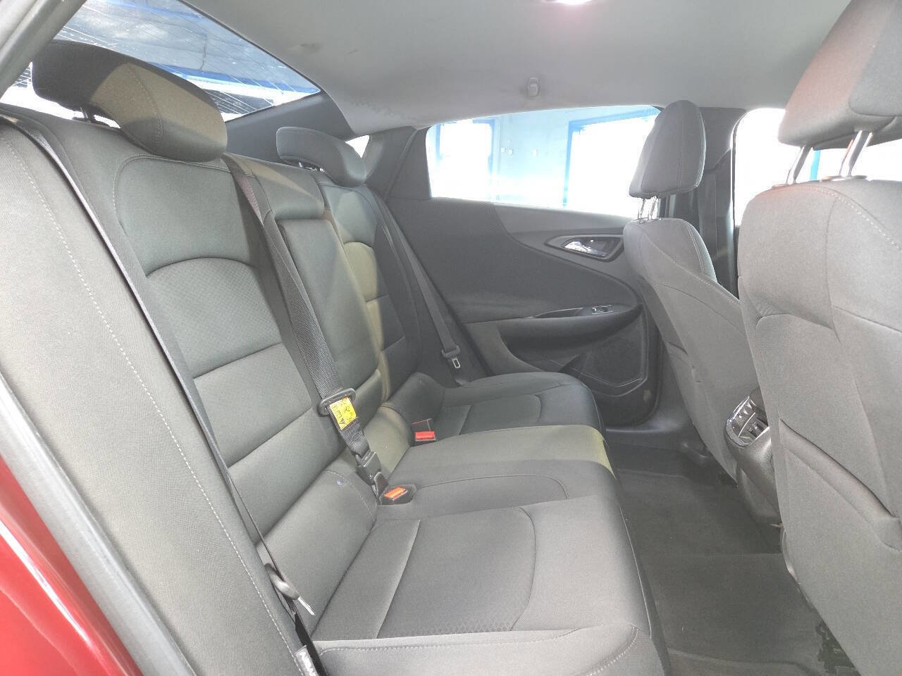 Used 2016 Chevrolet Malibu LT image 25