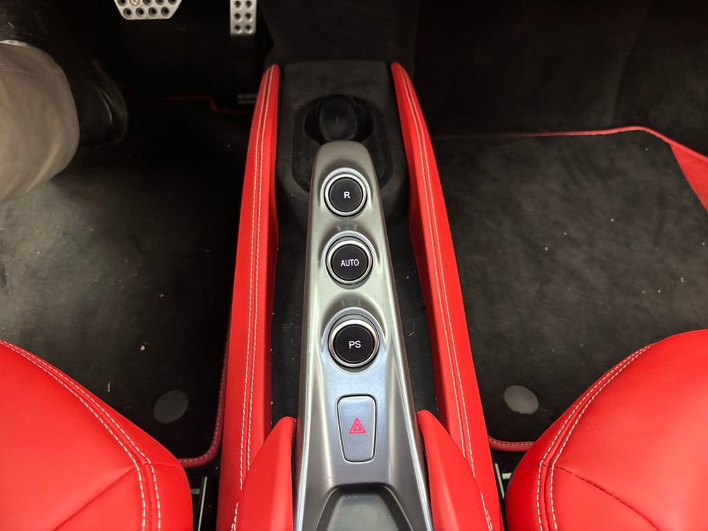 Used 2020 Ferrari F8 Tributo image 53