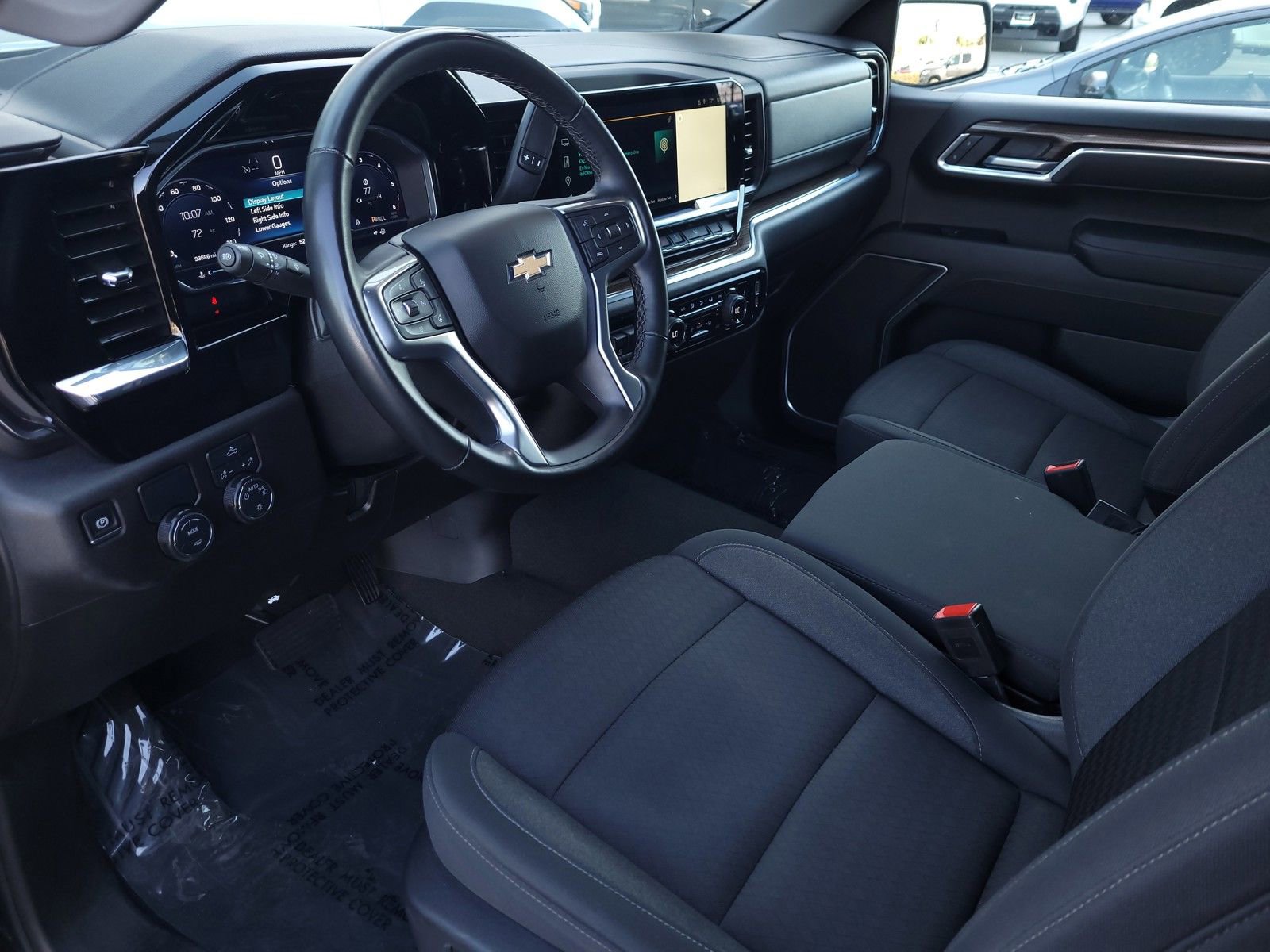 Used 2025 Chevrolet Silverado 1500 LT image 8