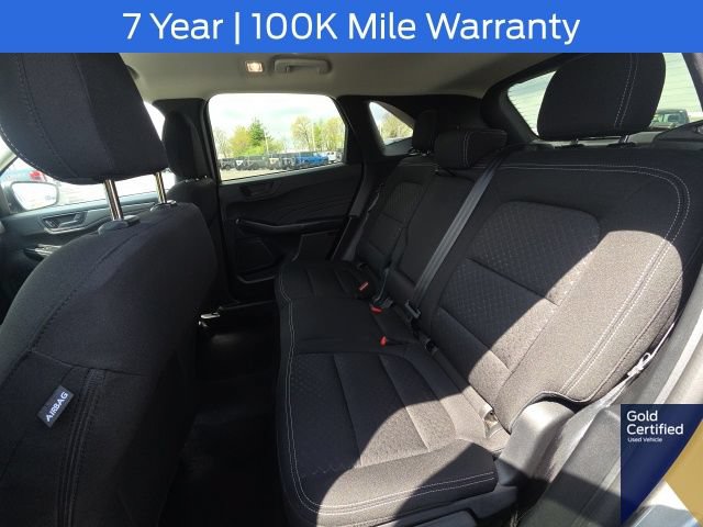 Used 2025 Ford Escape Active AWD/4WD image 18