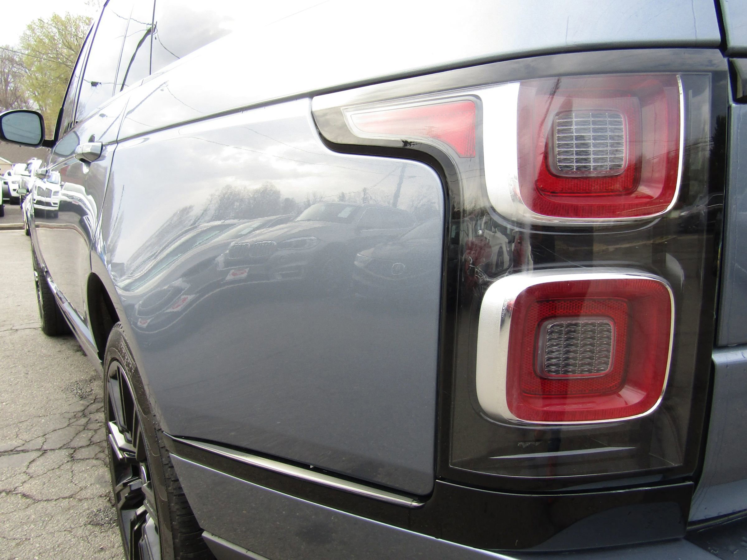 Used 2021 Land Rover Range Rover P525 Westminster Edition LWB image 12