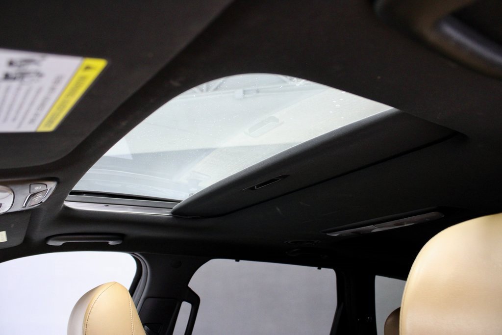 Used 2022 Kia Telluride SX w/ Towing Package image 38